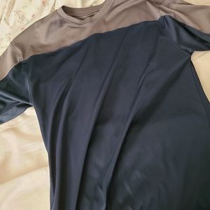 Athletic shirt